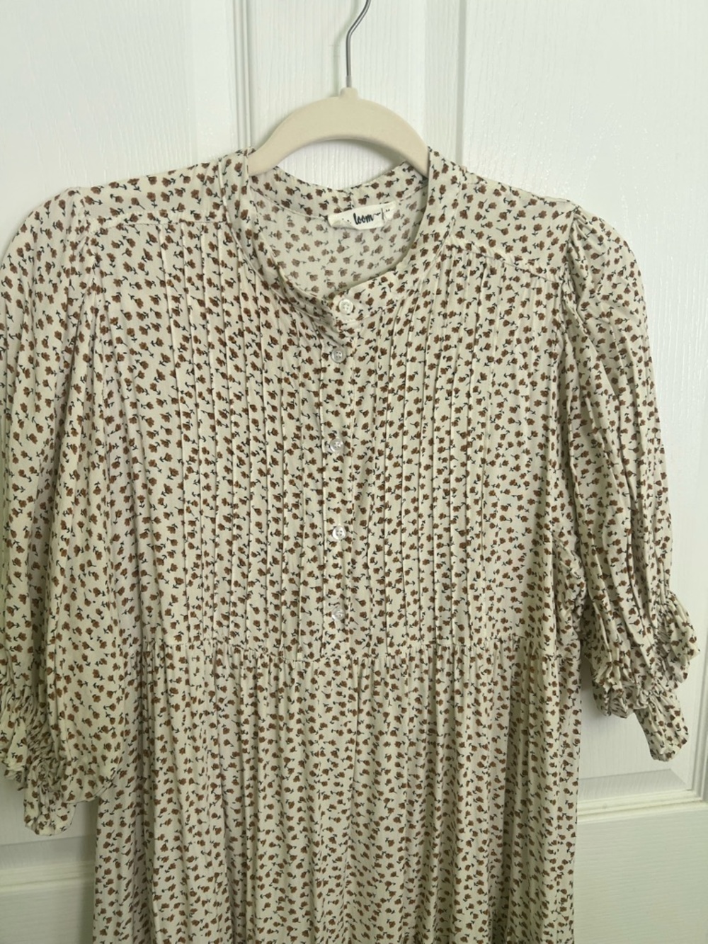 In Loom Floral tiered dress size medium - Picture 3 of 6